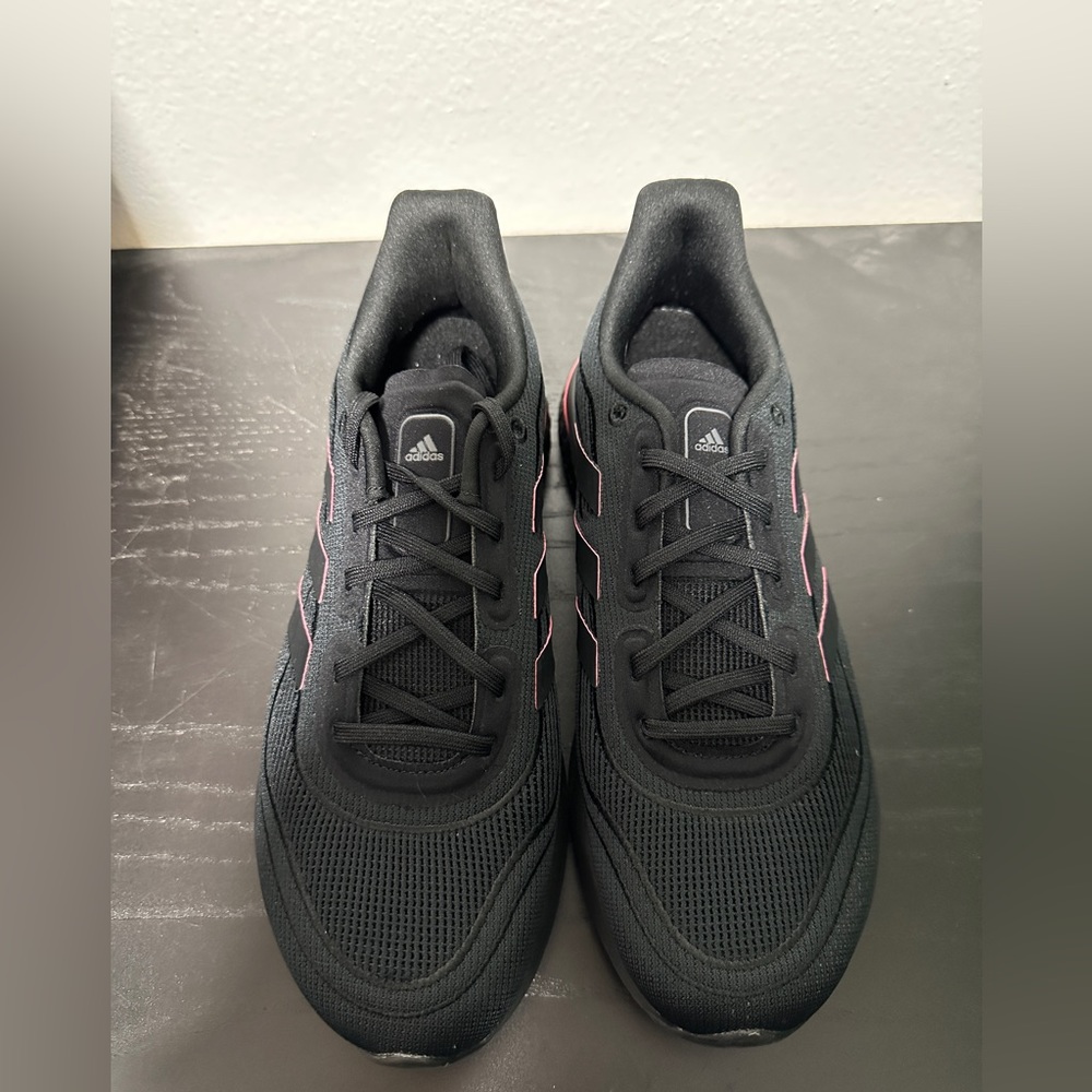 Women’s Adidas Super Nova